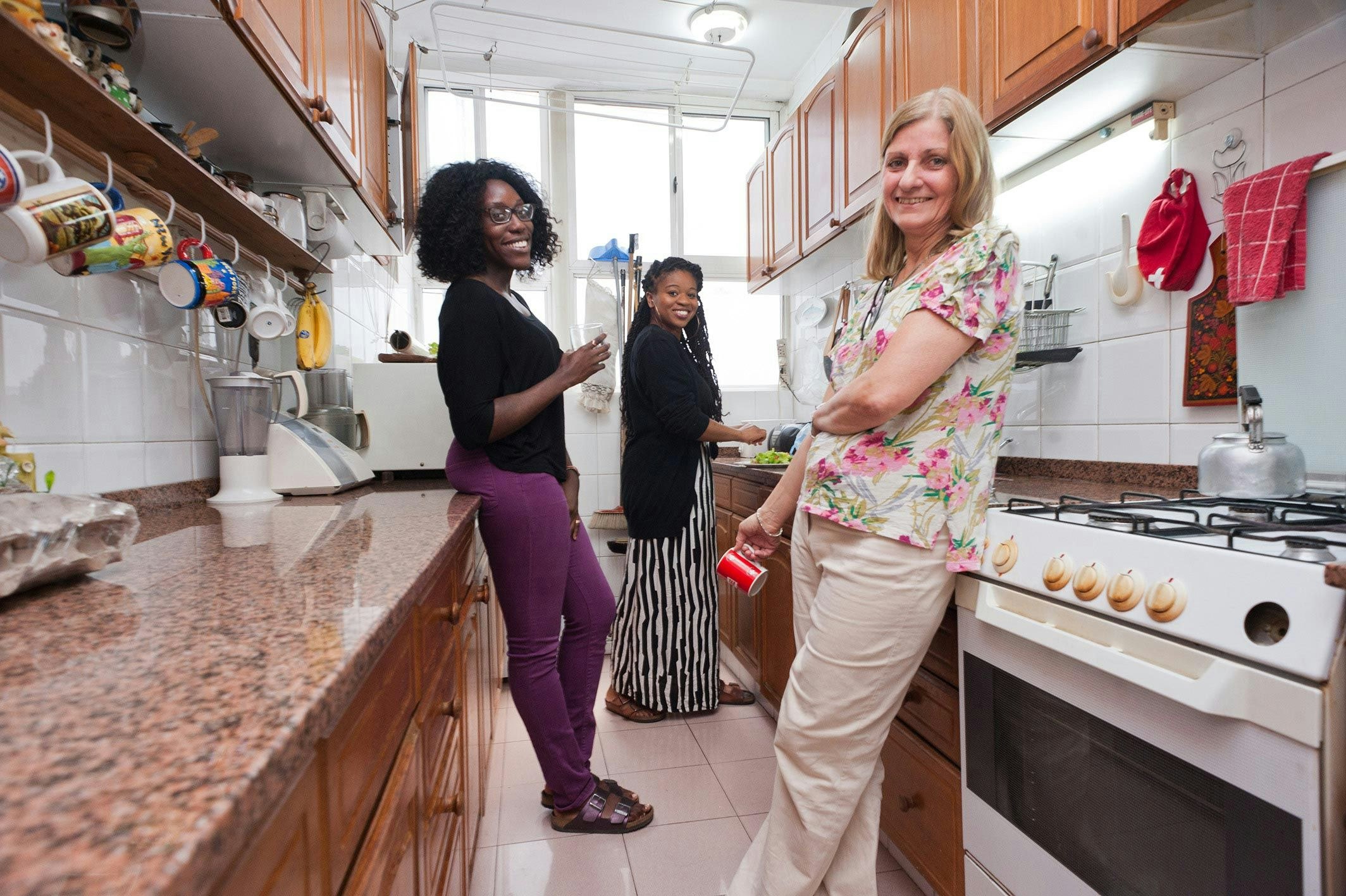 Homestay Kitchen Buenos Aires.jpg