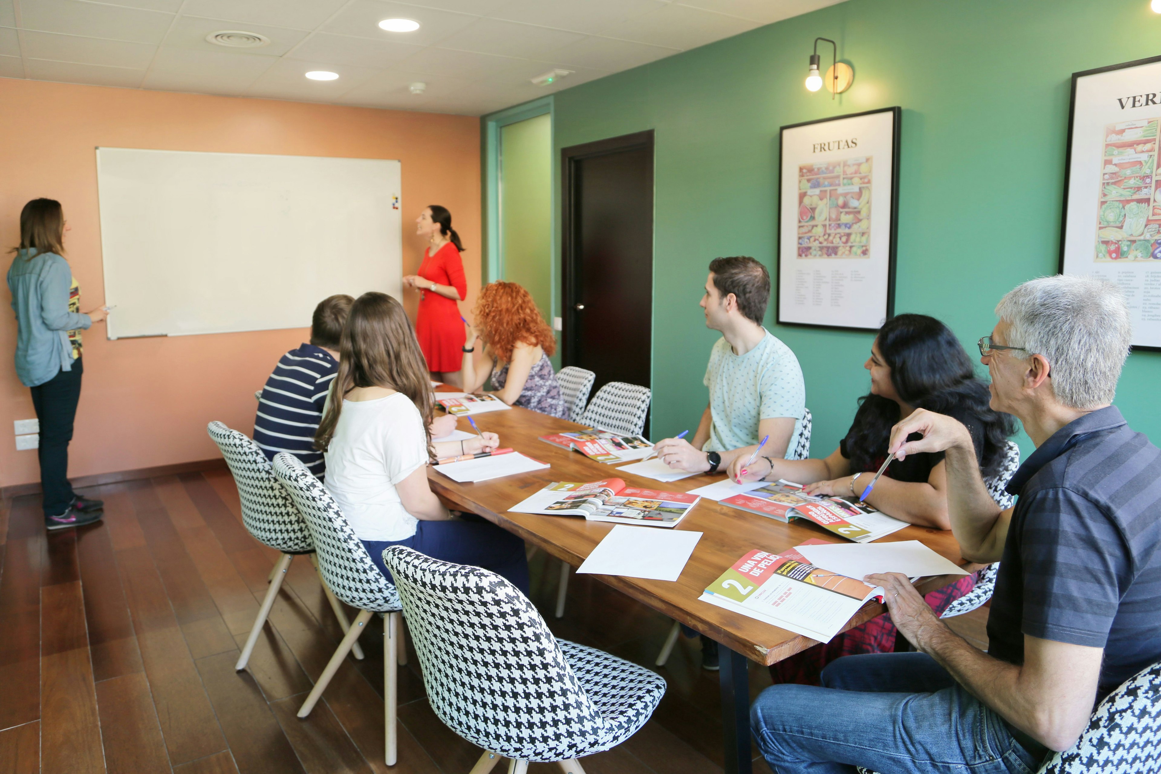 Expanish Spanish School Classroom.jpg